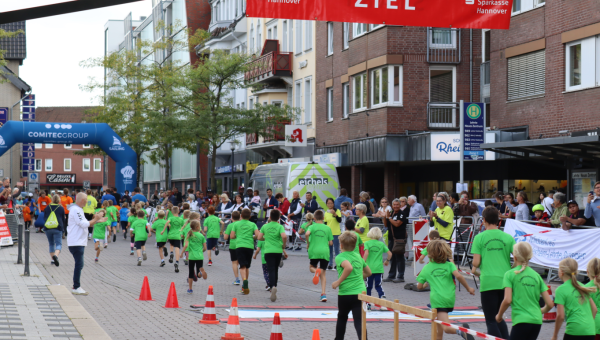 Auf die Plätze, fertig, los – 19. Lehrter CityLauf lockte viele Laufbegeisterte 