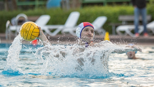 Wasserballer legen flotten Freiwasserauftakt hin