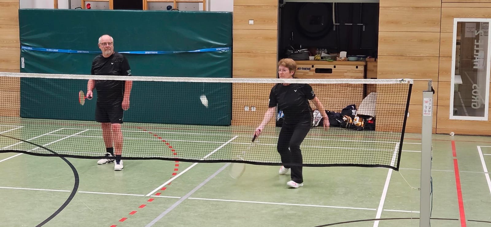 Auswärtsspiel unseres Badminton-Hobbyteams bei Hannover 96