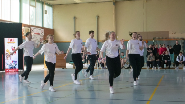 TAF Deutsche Meisterschaft Jumpstyle und Deutschland Cup Shuffle — Lehrte präsentiert sich als Top Ausrichter